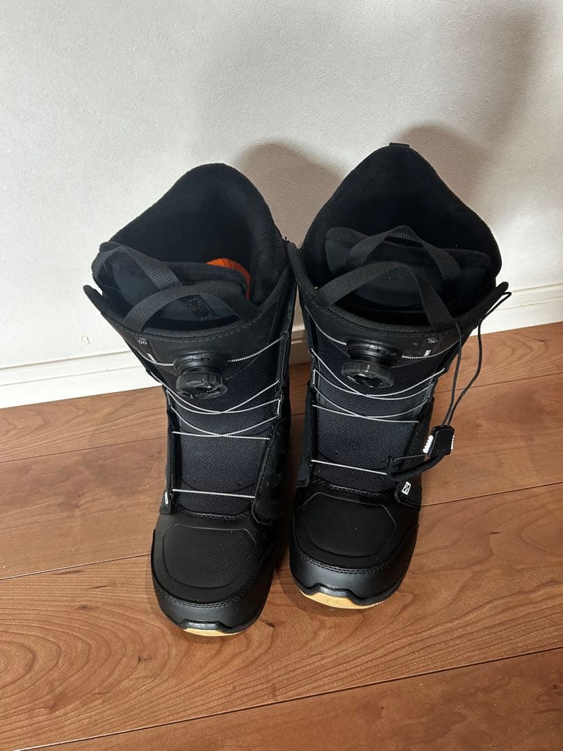 salomon 26.5㌢　スノーボード　ブーツ　サロモンコンフォートライナー