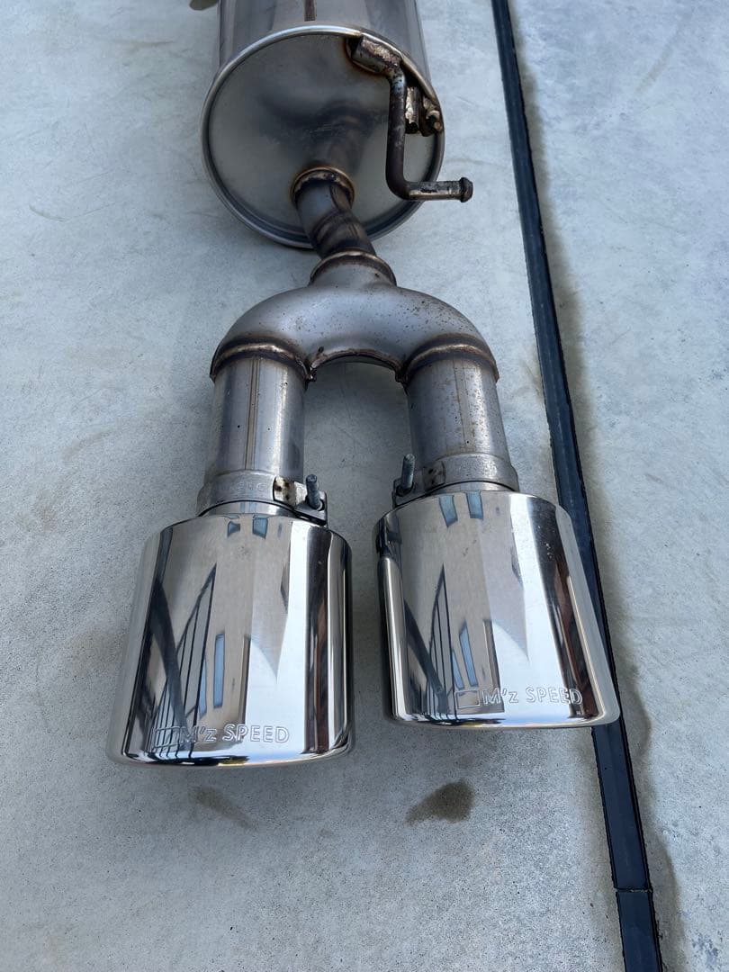 期間限定値下げ　プリウスα マフラー　m'z SPEED zvw41 zvw40