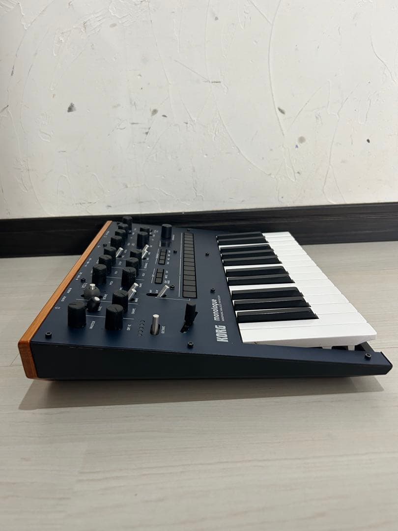 KORG monologue アナログシンセサイザー 25鍵 青