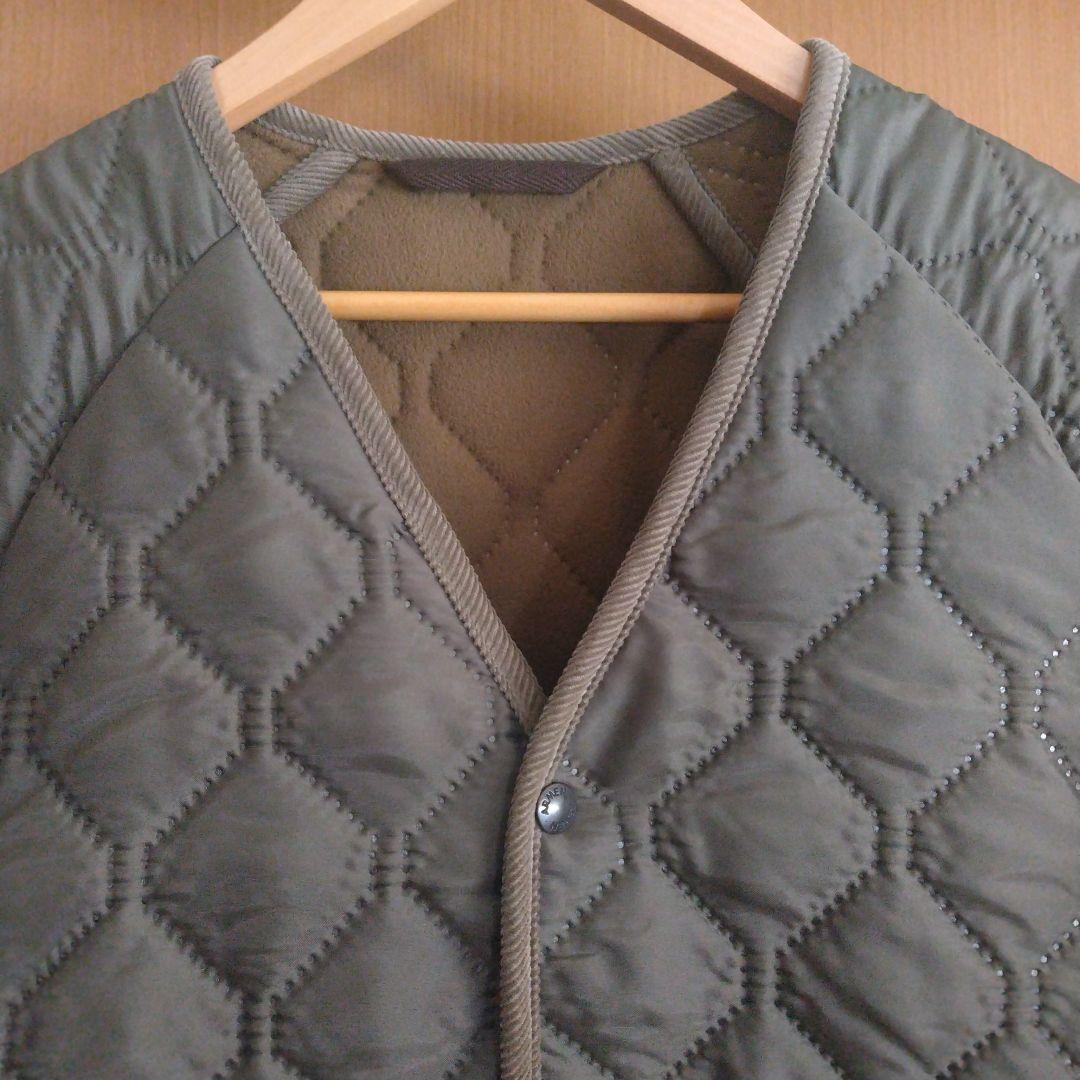 ARMEN　ノーカラー　キルティグジャケット　カーキ　Size2　М／Ｌ