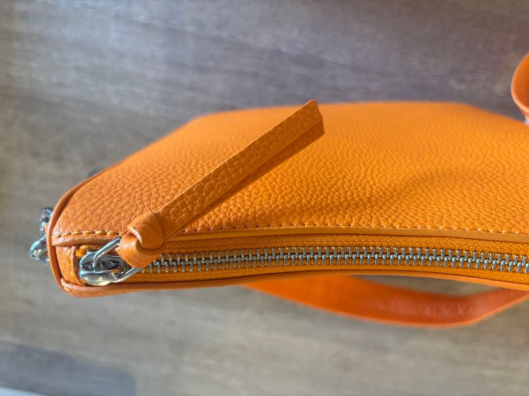 【新品未使用】MARC JACOBS オレンジ ショルダーバッグ