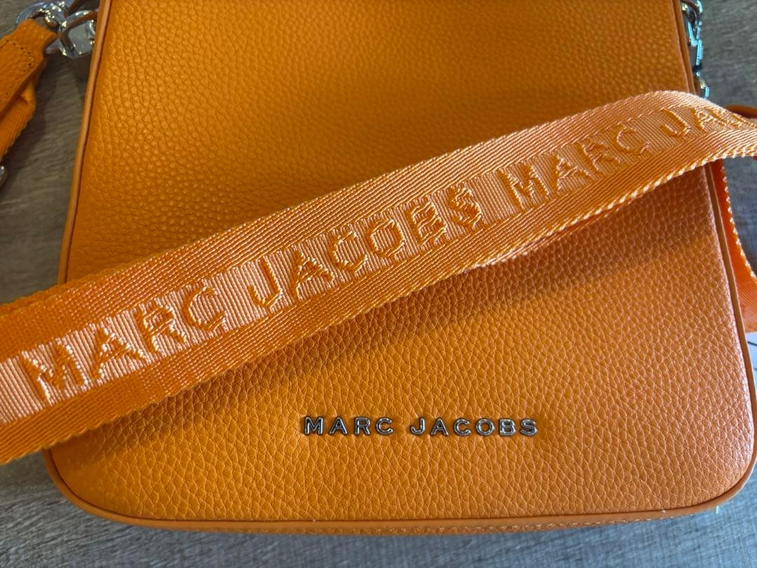 【新品未使用】MARC JACOBS オレンジ ショルダーバッグ