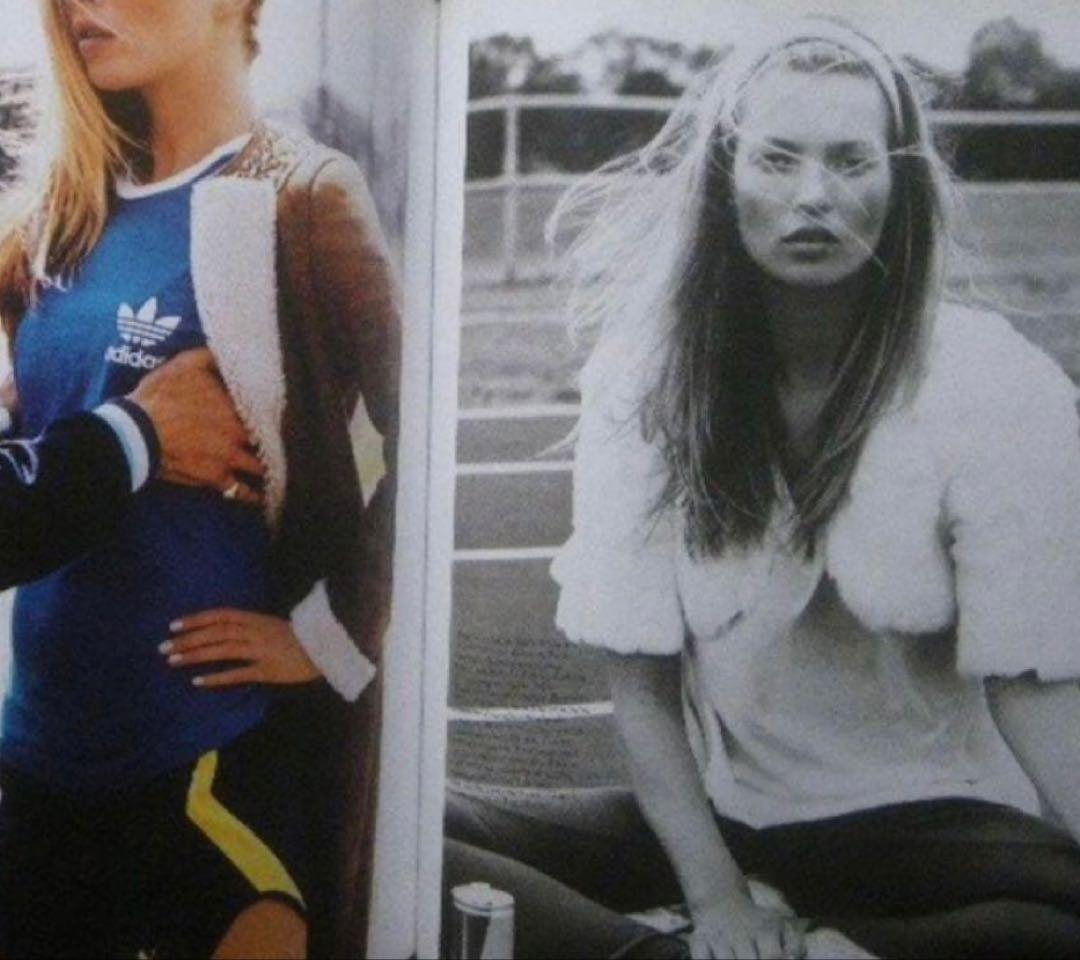 未開封‼️ VOGUE PARIS Kate Moss NIKE