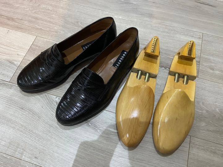 フラテッリ　ロセッティ　ローファー　リザード　黒　純正シューツリー付き