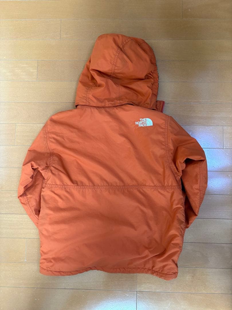 The North Face オレンジ コンパクトノマドジャケット