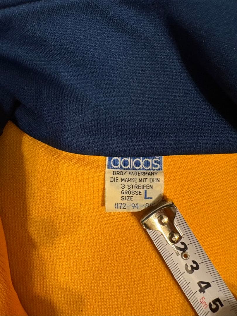 adidas 70's80'sトラックジャケット　小松菜奈着用