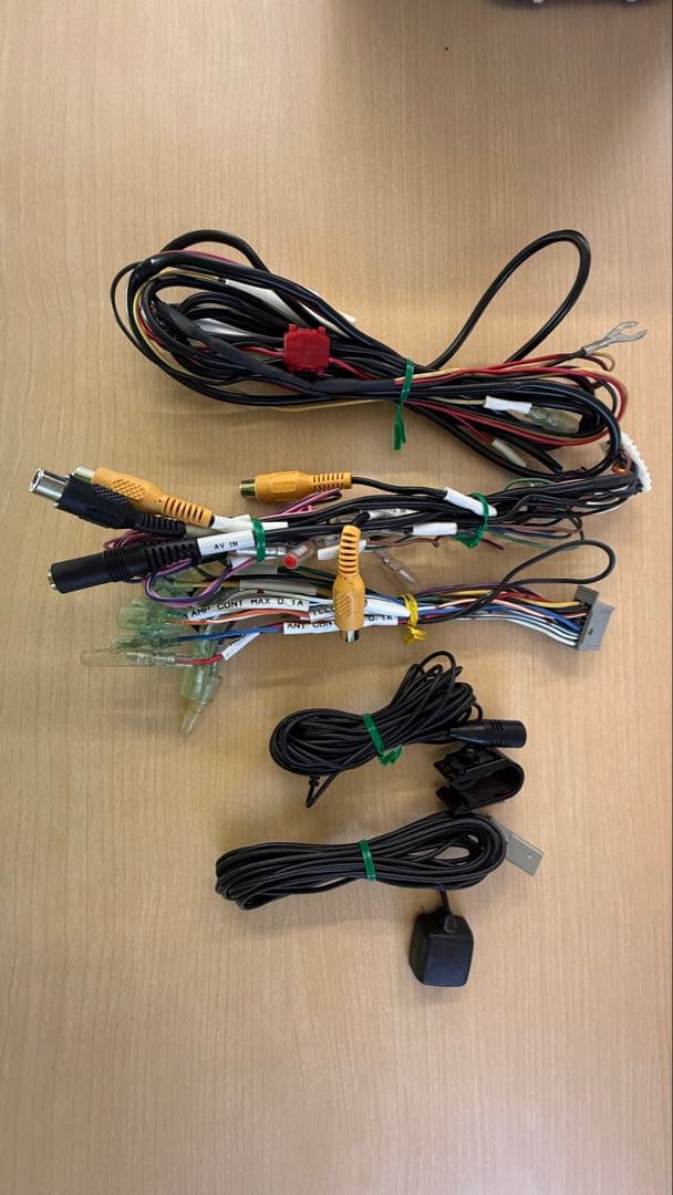 【美品)Panasonic フローティング10インチナビ、光ビーコン付ETC