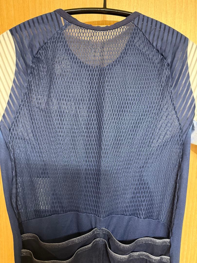 BIORACER EPIC FULL BREEZE ロードレース　エアロスーツ