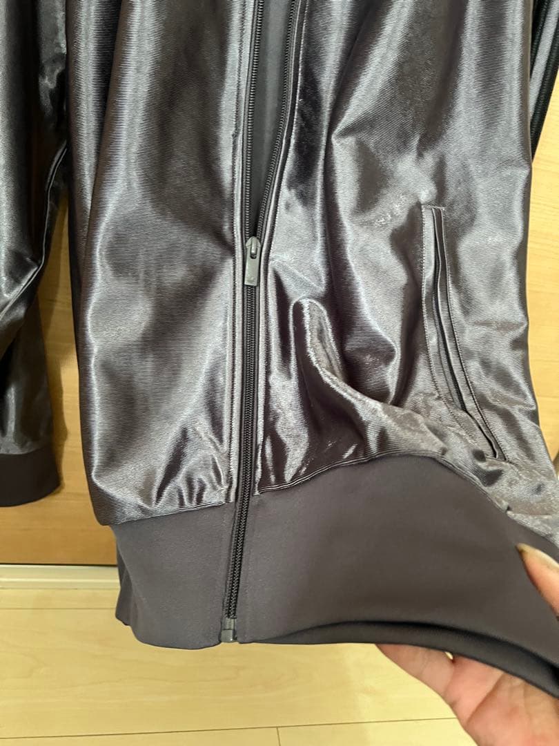 adidasOriginalsファイヤーバード メタリックトラックトップ