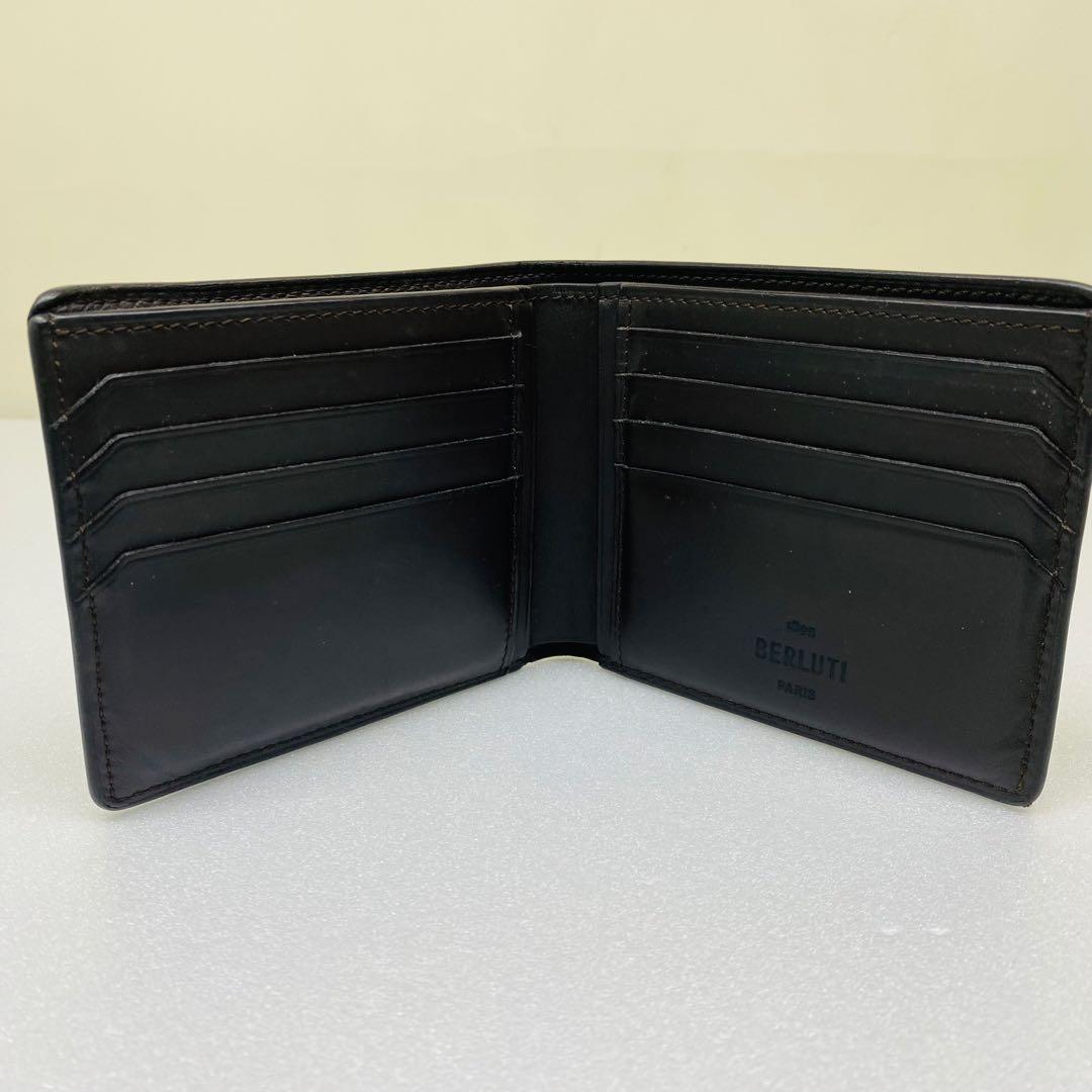 ベルルッティ　レザー/カリグラフィ/二つ折り財布/札入れ/ブラウン/ウォレット
