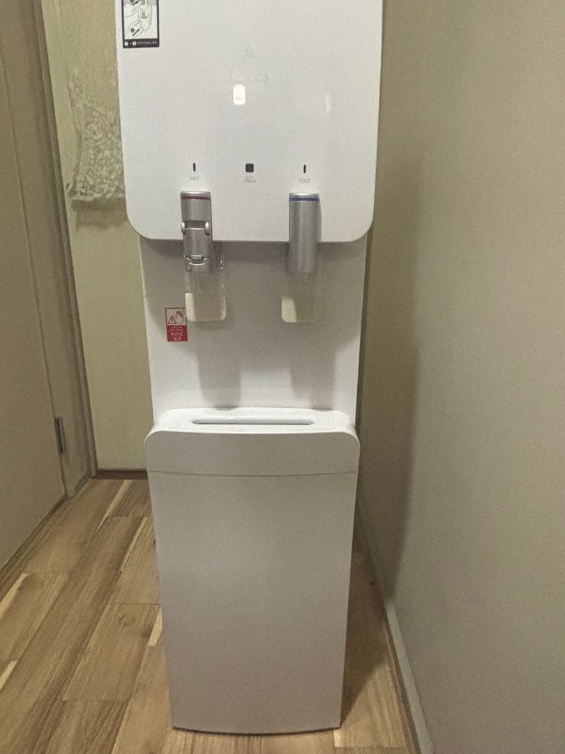 使用浅　Locca 浄水型　ウォータースタンド