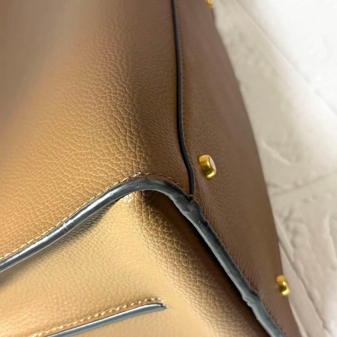 TORY BURCH ✮ウォーカーサッチェル　トートバッグ　斜め掛け可　キャメル