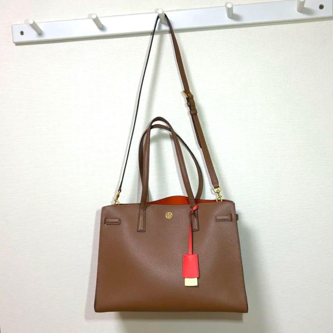 TORY BURCH ✮ウォーカーサッチェル　トートバッグ　斜め掛け可　キャメル