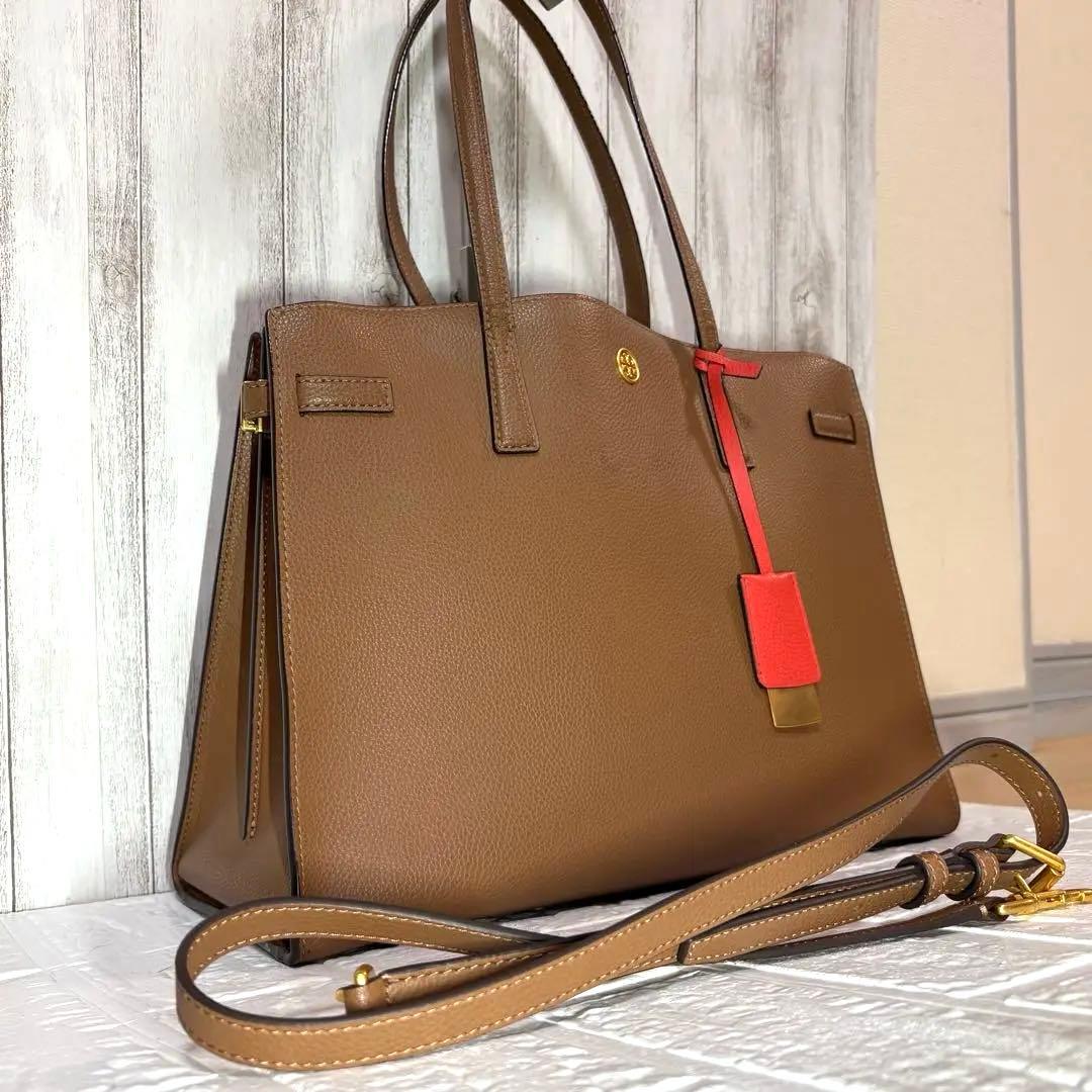 TORY BURCH ✮ウォーカーサッチェル　トートバッグ　斜め掛け可　キャメル