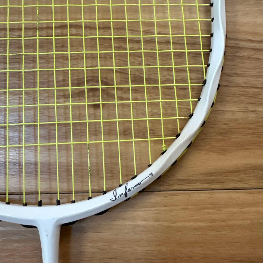 バドミントンラケット インフェルノライト