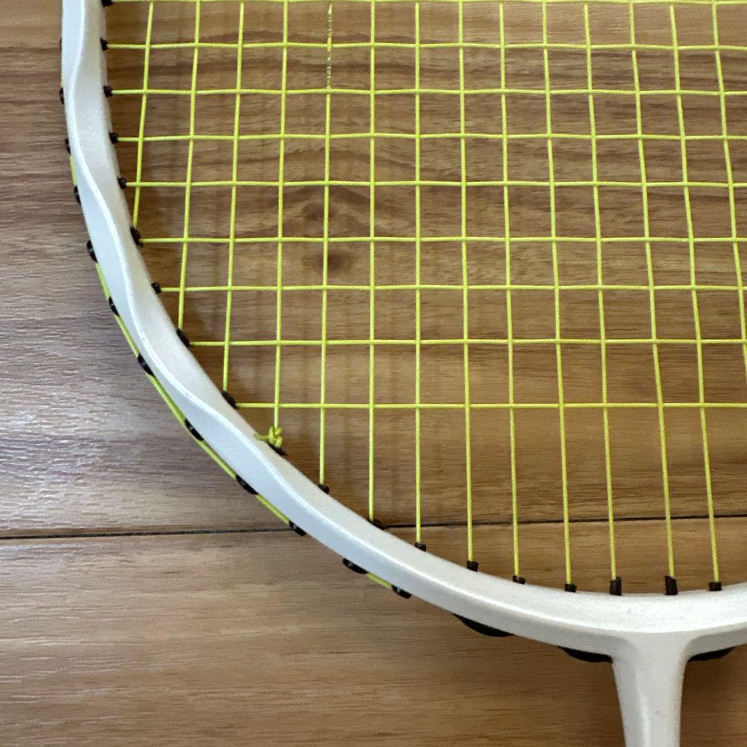 バドミントンラケット インフェルノライト