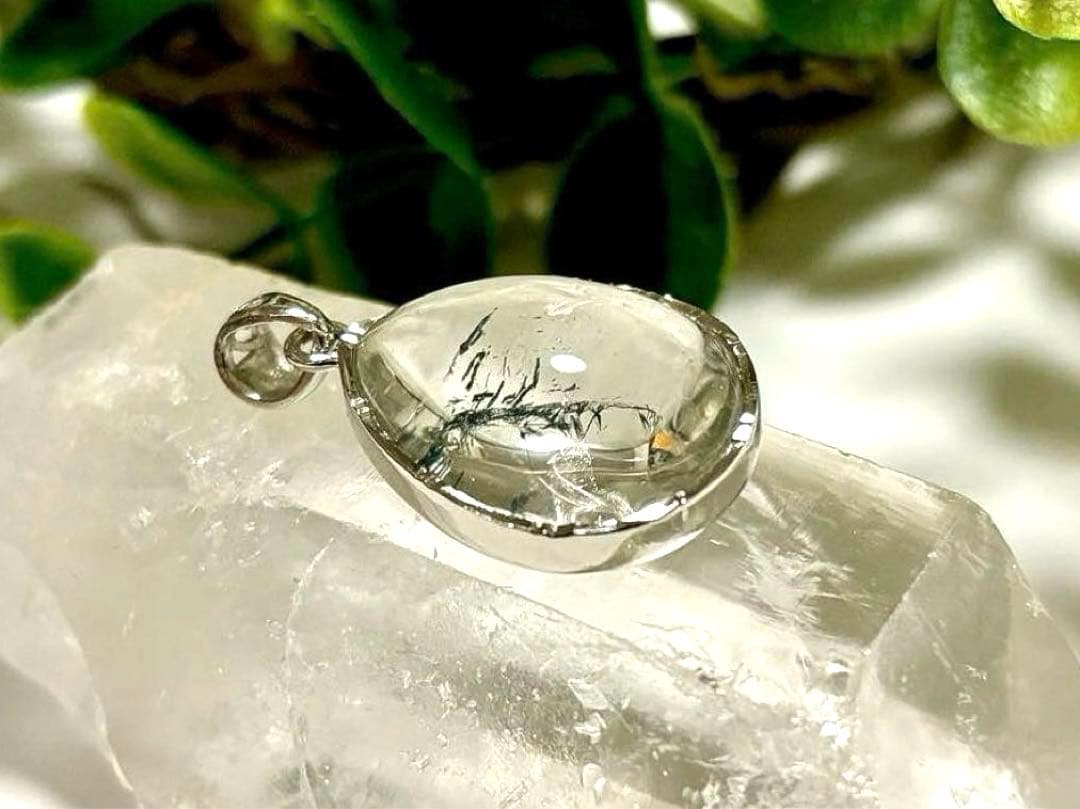 究極品質　秘蔵放出　英雄の守護石　エンジェルラダースティブナイトインクォーツPT