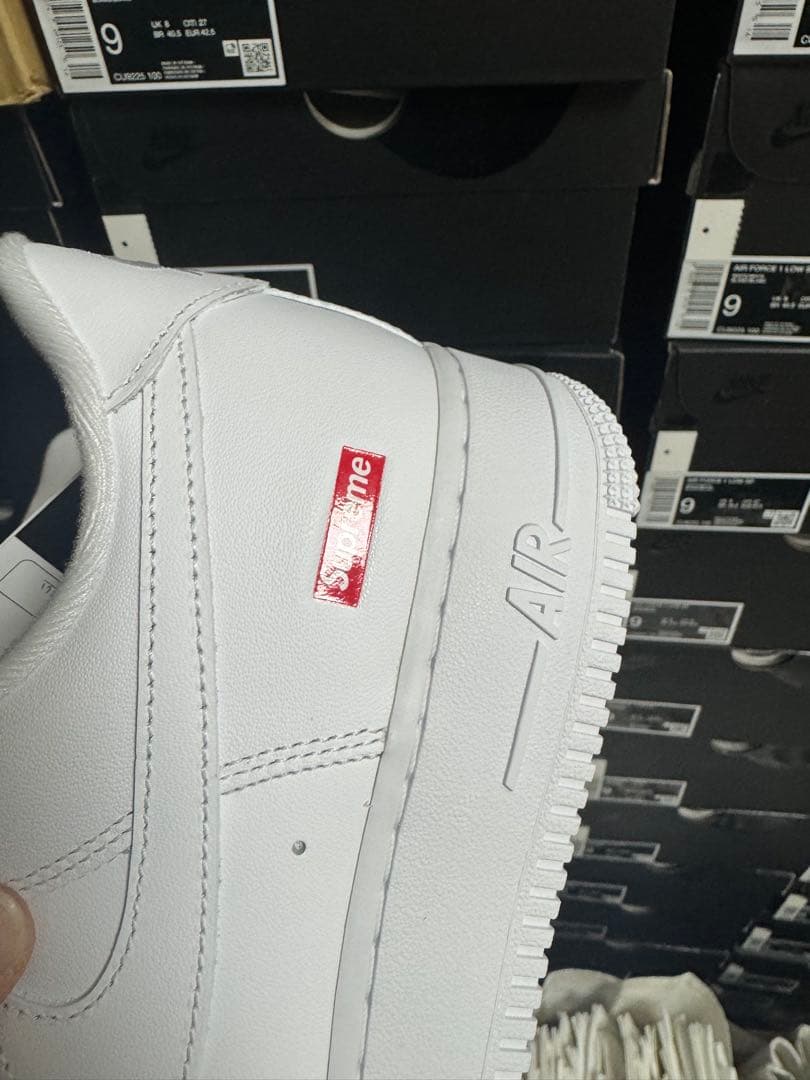 Nike Air Force 1 Supreme ホワイト 新品-24.５