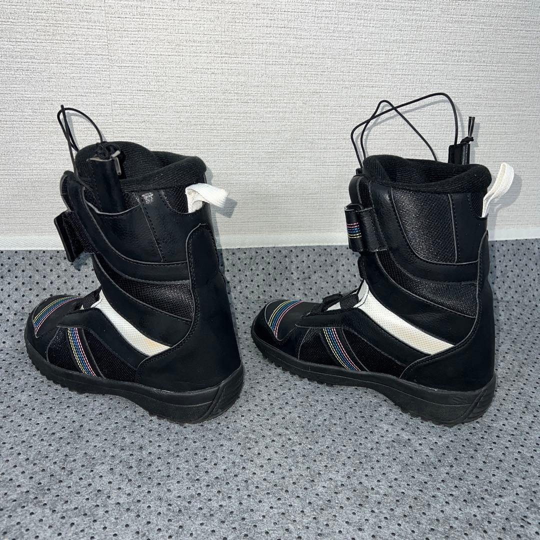 10回使用 キッズスノーボード 120cm IGNIO＋バイン＋レースブーツ