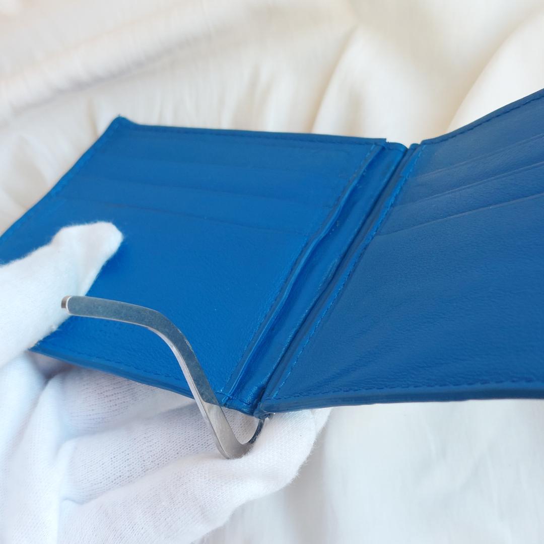 ボッテガ ヴェネタ マネークリップ マキシ イントレチャート 青 革 札 財布