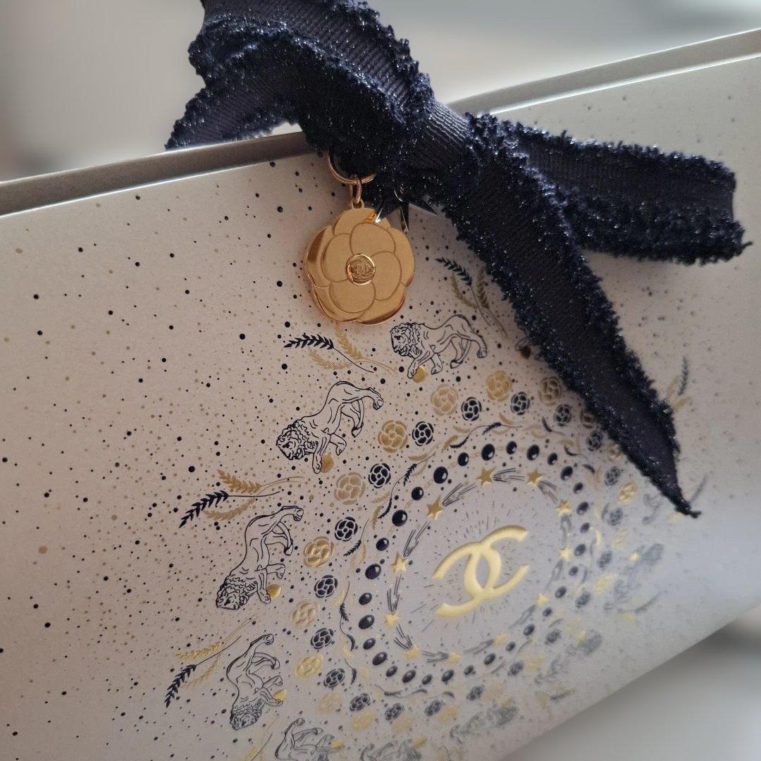出品12/12まで【CHANEL】シャネル　2025 クリスマスコフレ