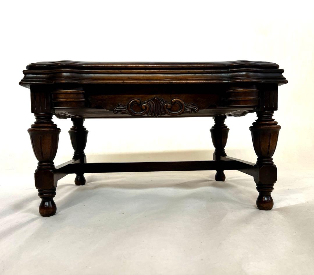 小ぶりなテーブル・コレクション・開閉収納テーブル