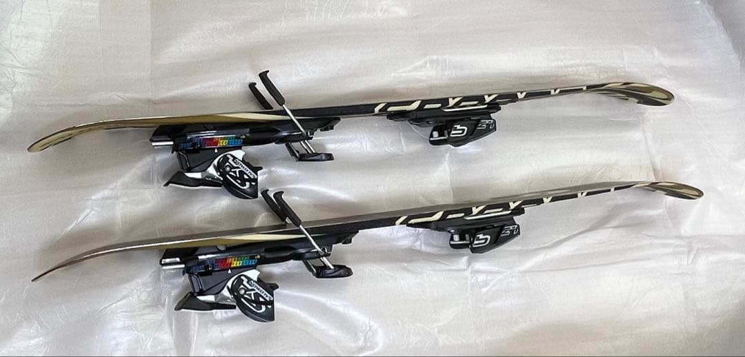 c*2様 SALOMON SBOARD 99 ショートスキー　ビィンディング付き