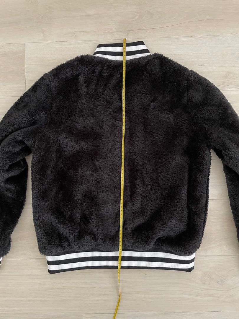 V12 ヴィトゥエルブ 星ワッペン付き　ファージャケット/ブルゾン サイズ1