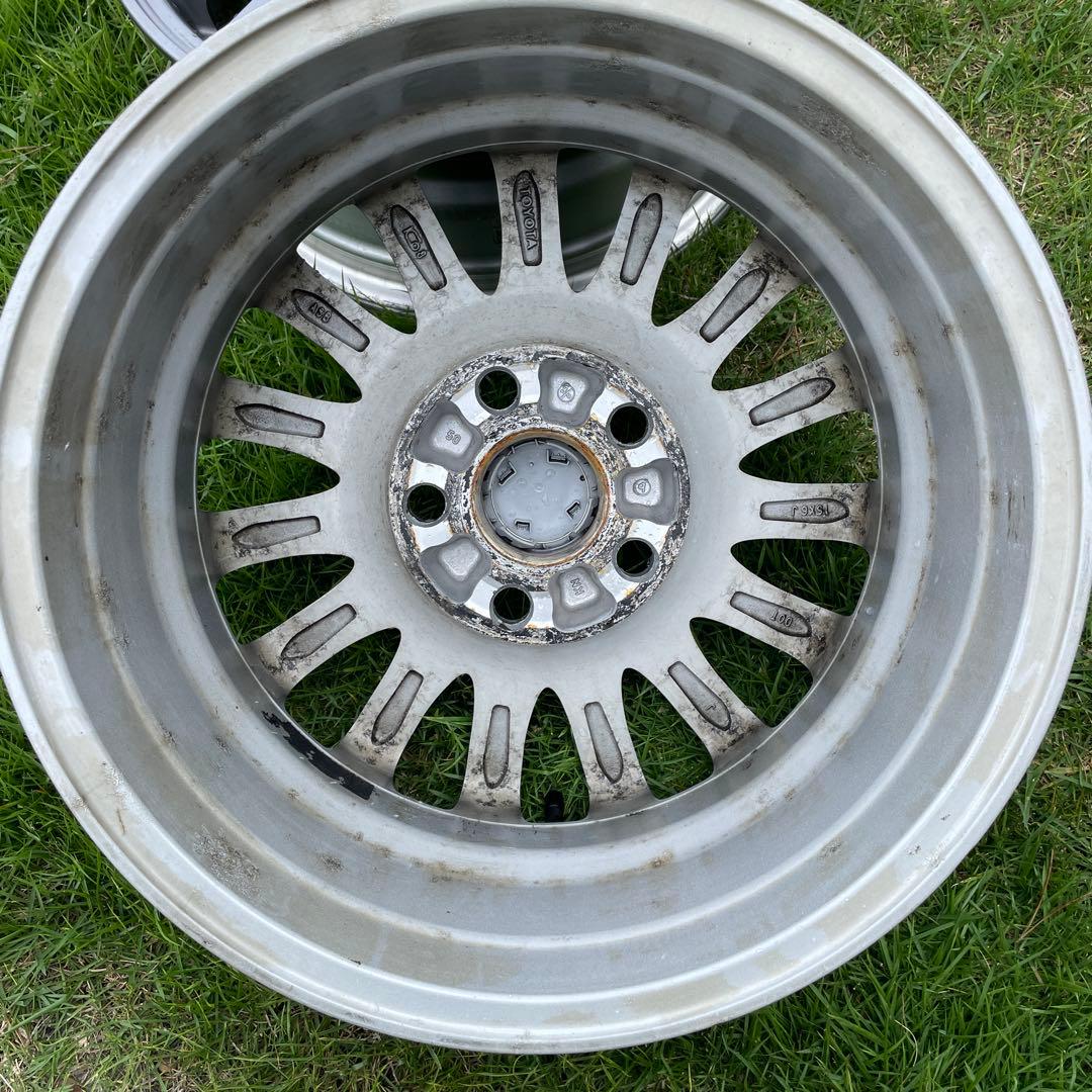 トヨタ 15インチ シルバーホイール ①