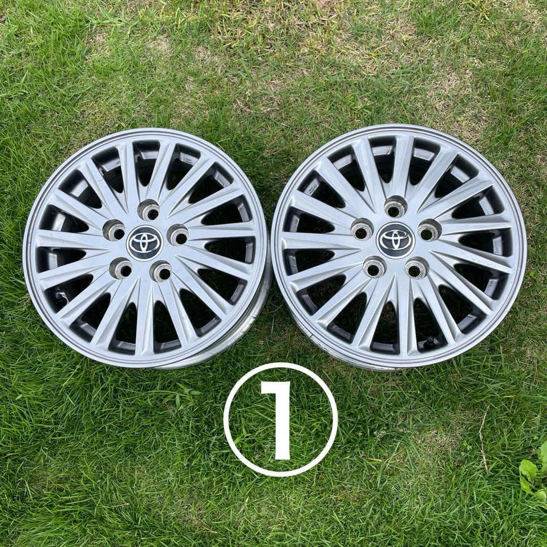 トヨタ 15インチ シルバーホイール ①