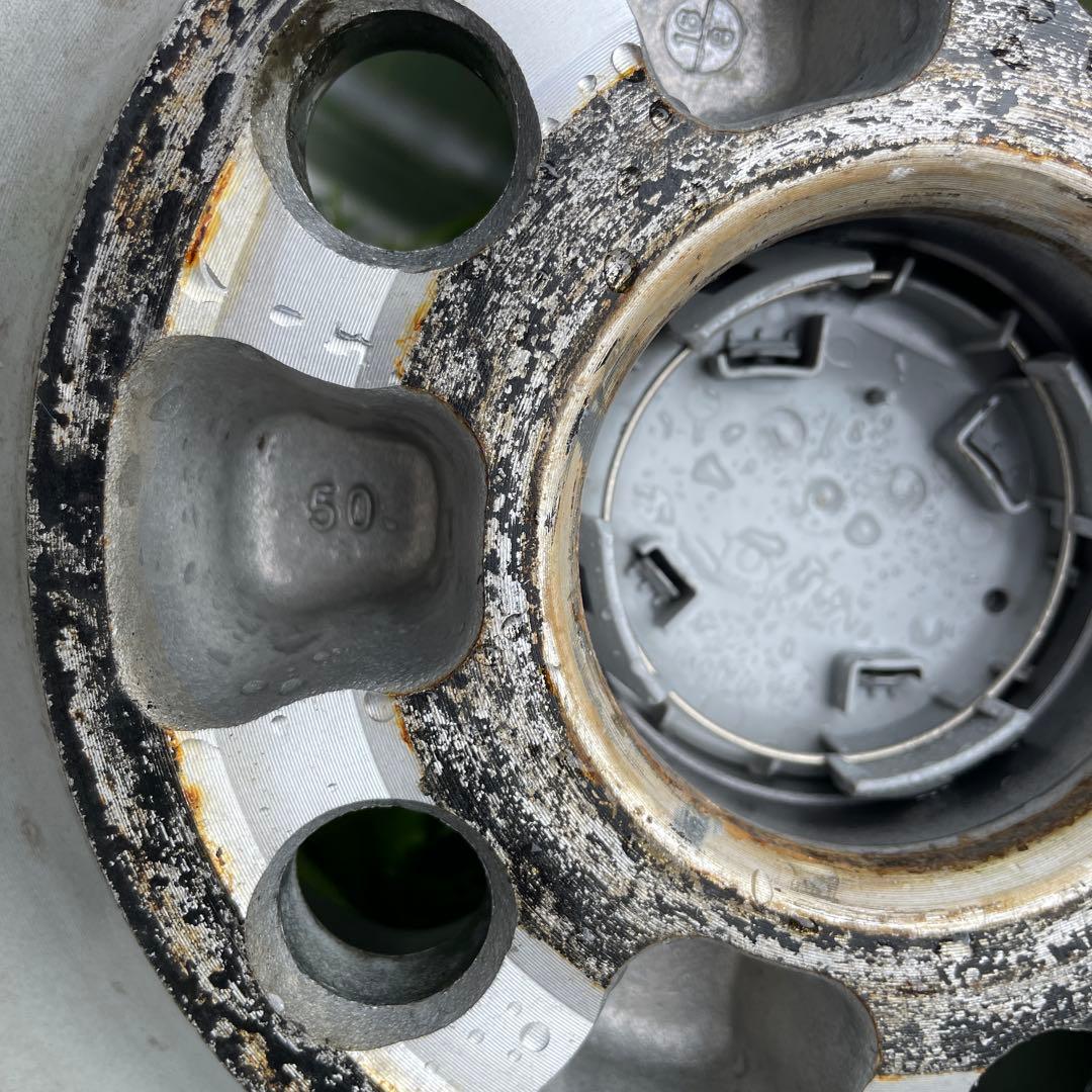 トヨタ 15インチ シルバーホイール ①