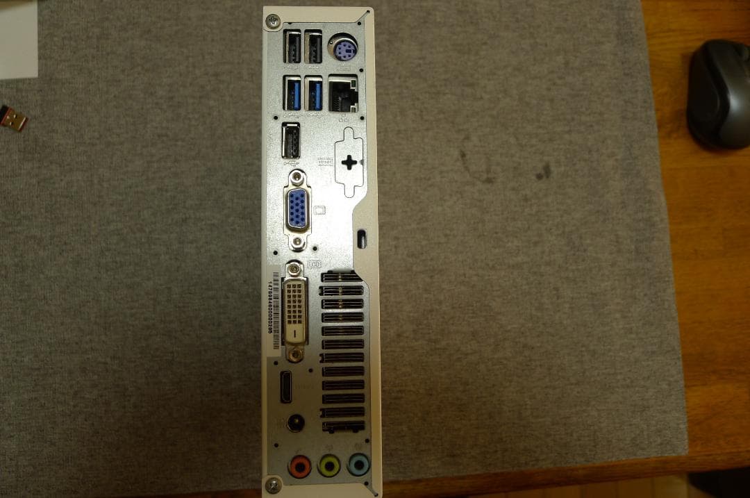 ミニPC EPSON Endeavor ST170E Core i7/16G/240SSD