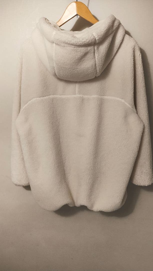 C6828 あったかモノトーンコーデ