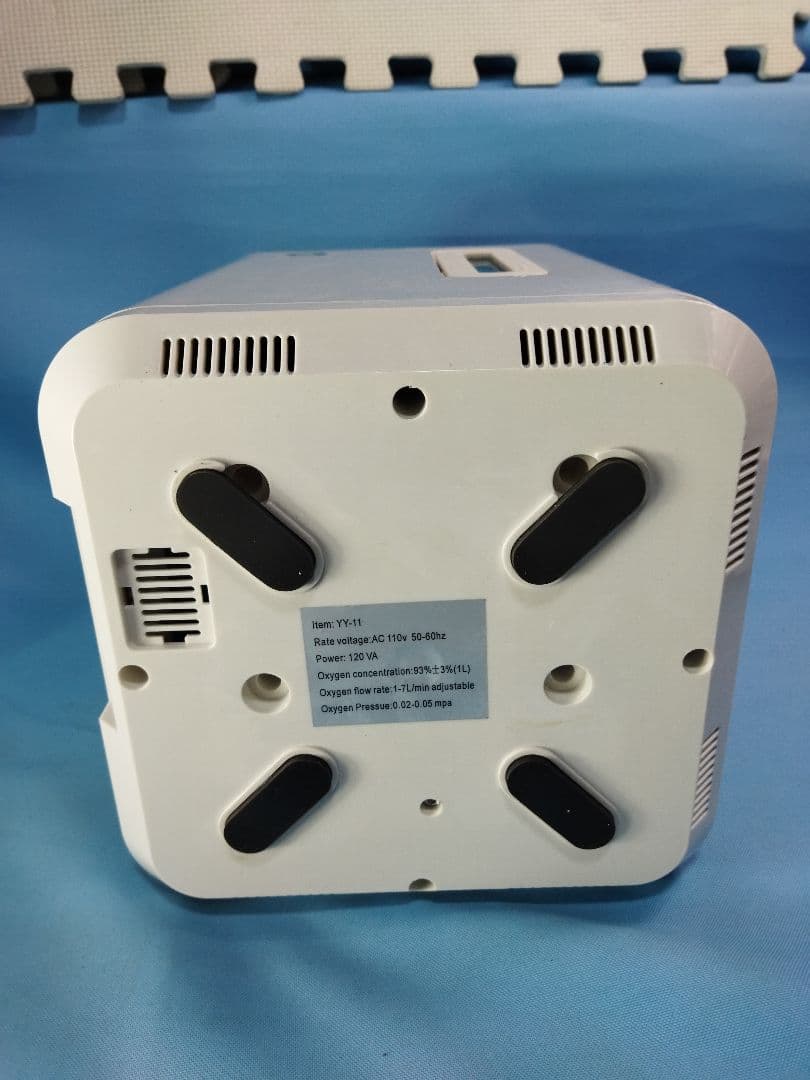 家庭用 小型酸素発生器 YY-11 未使用 通電OK 酸素濃縮器 難あり