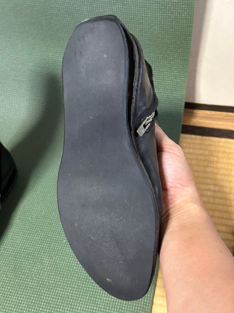 キャロル・クリスチャン・ポエル Uソール スパイラルジップブーツ