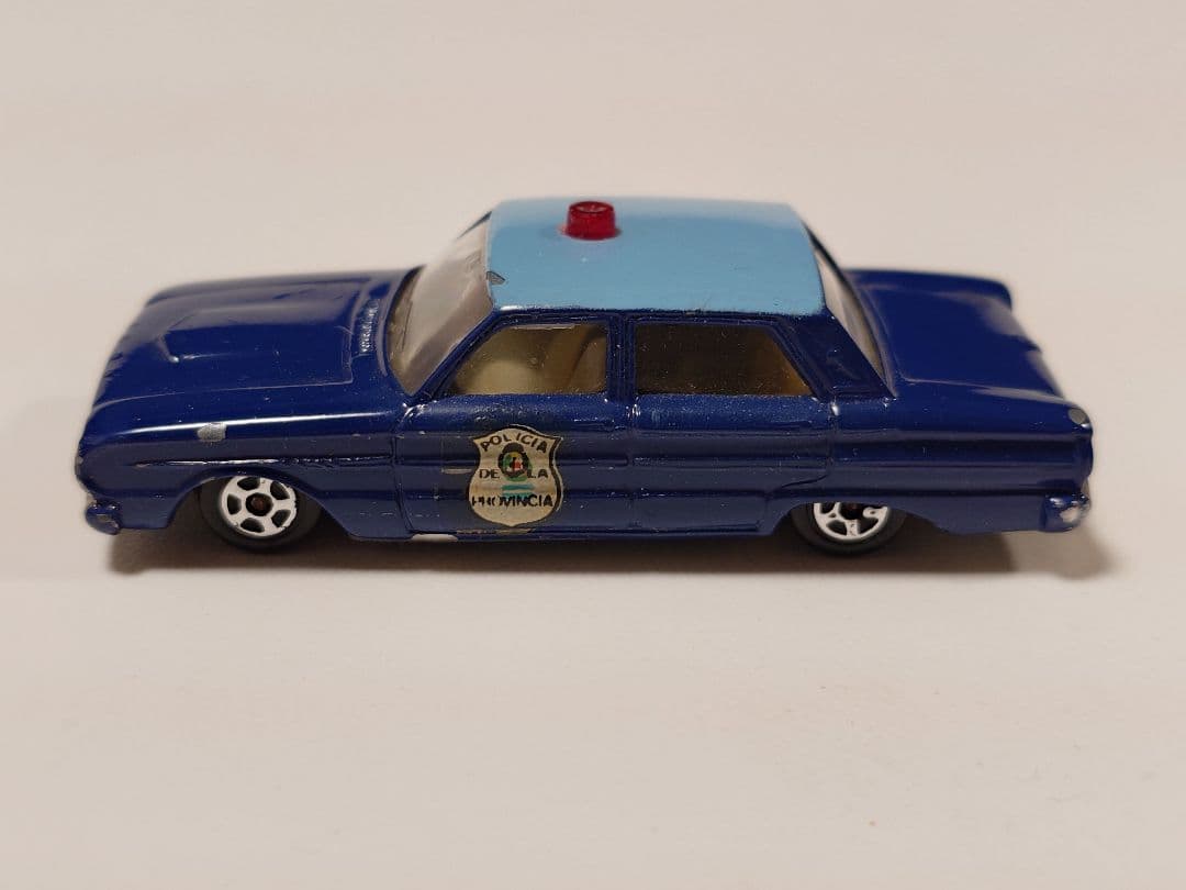 BUBY FORD FALCON POLICIA ※サイズ