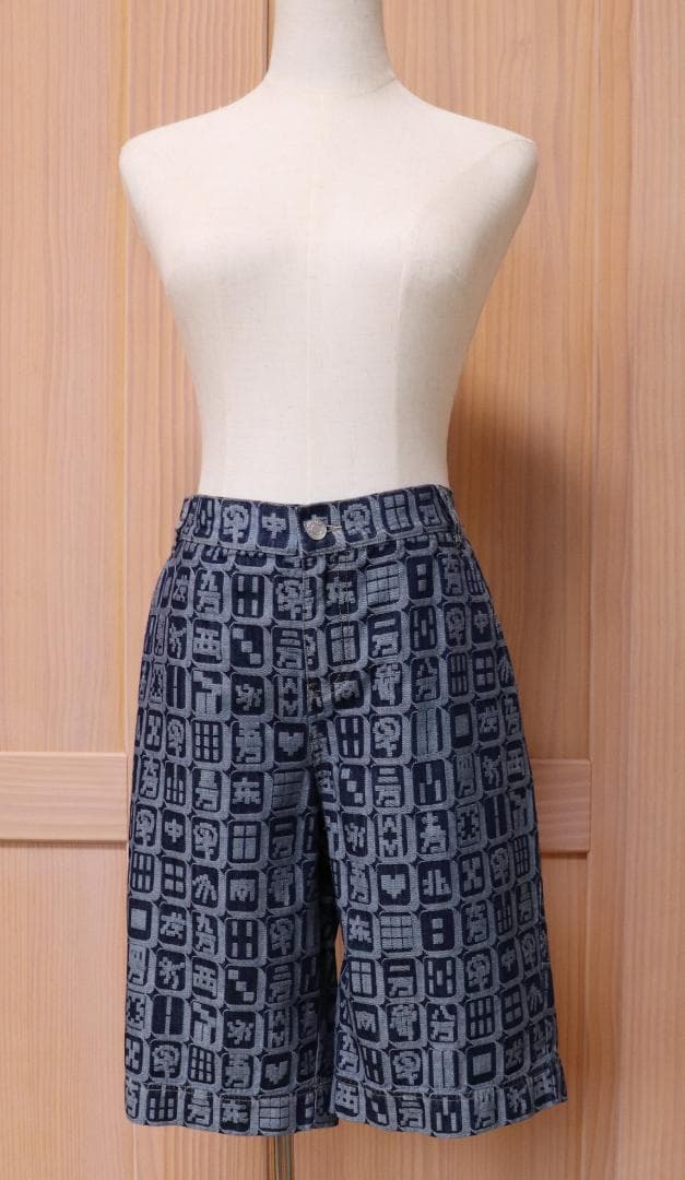 VIVIENNE TAM　デニムハーフパンツ