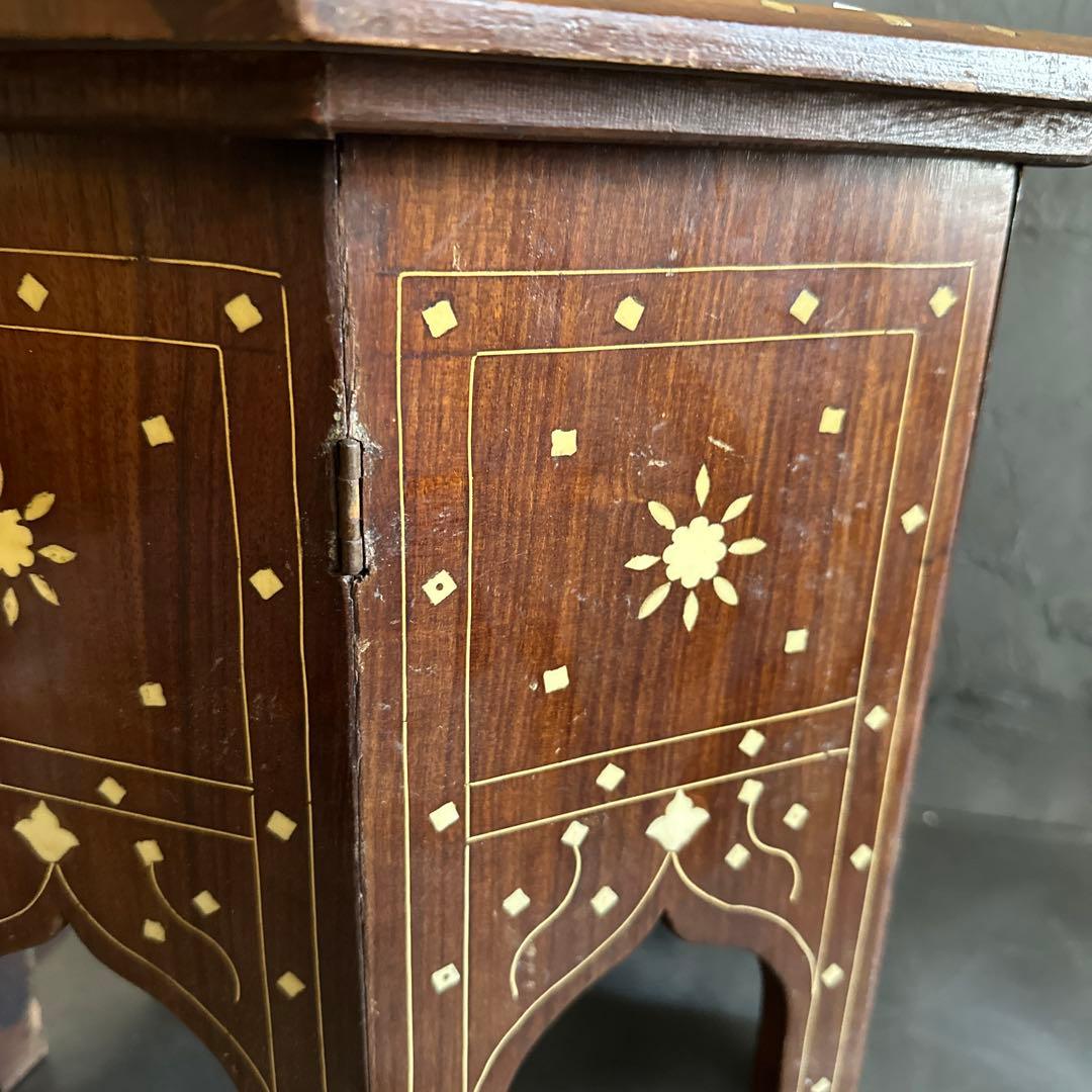 お値下げ❣️ヴィンテージ　折りたたみ8角ティーテーブル