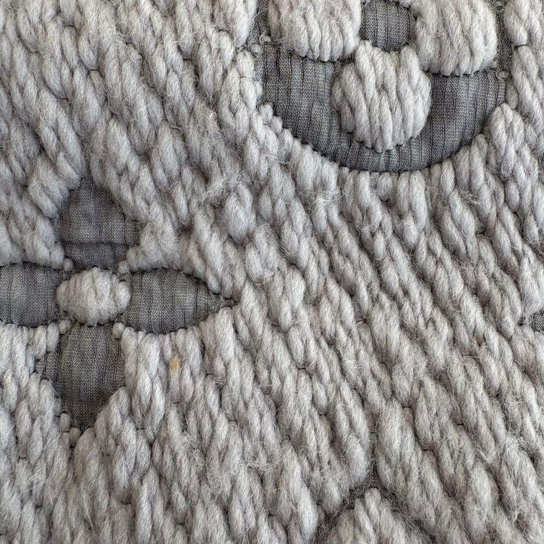 LOUIS VUITTON　モノグラムマフラー 　ライトグレー