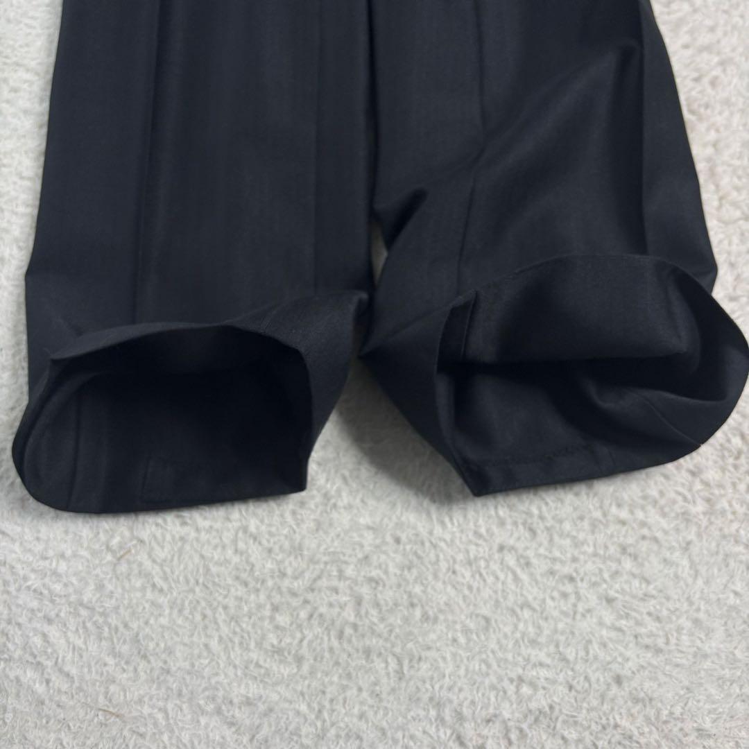 テットオム 黒 ブラック 光沢 タイト スリーピーススーツ