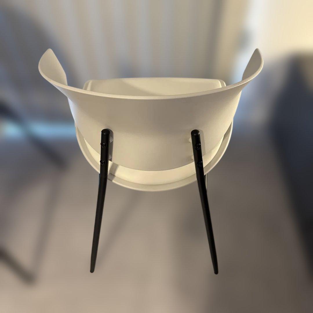 ダイニング　チェア　椅子　白　黒　モダン