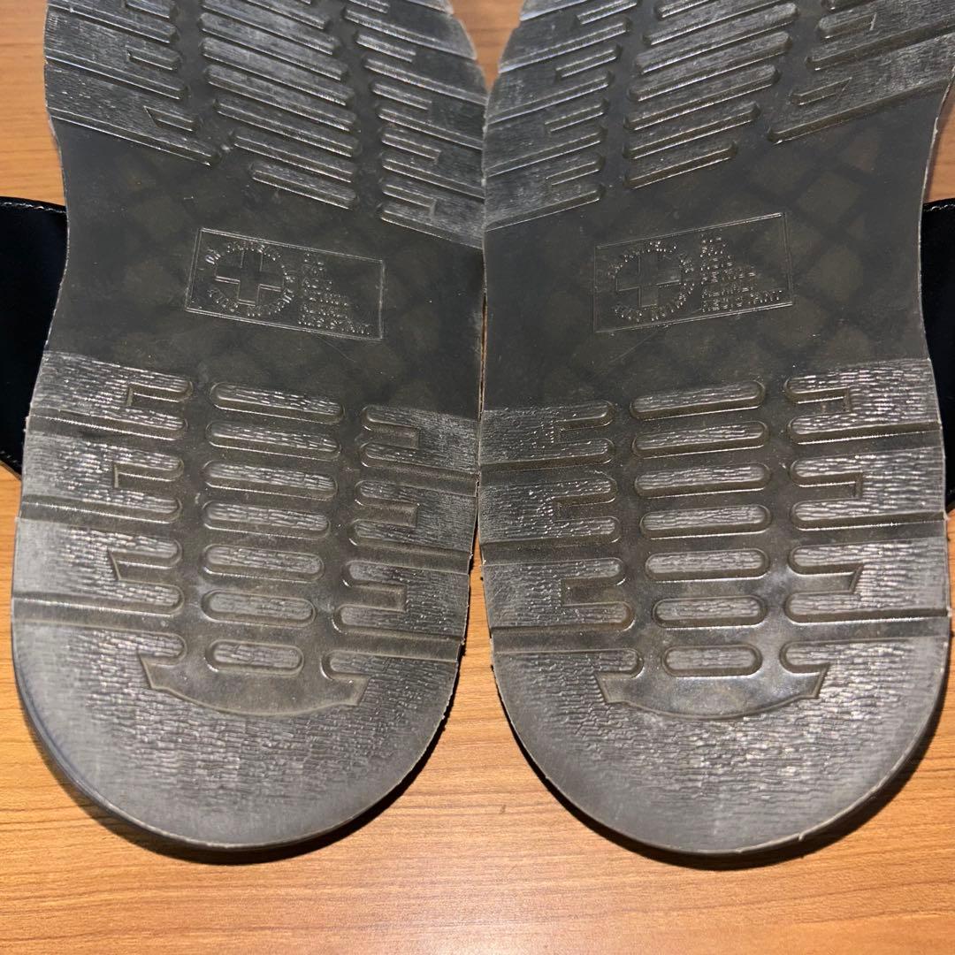 ドクターマーチン　サンダルJOSEFブラック