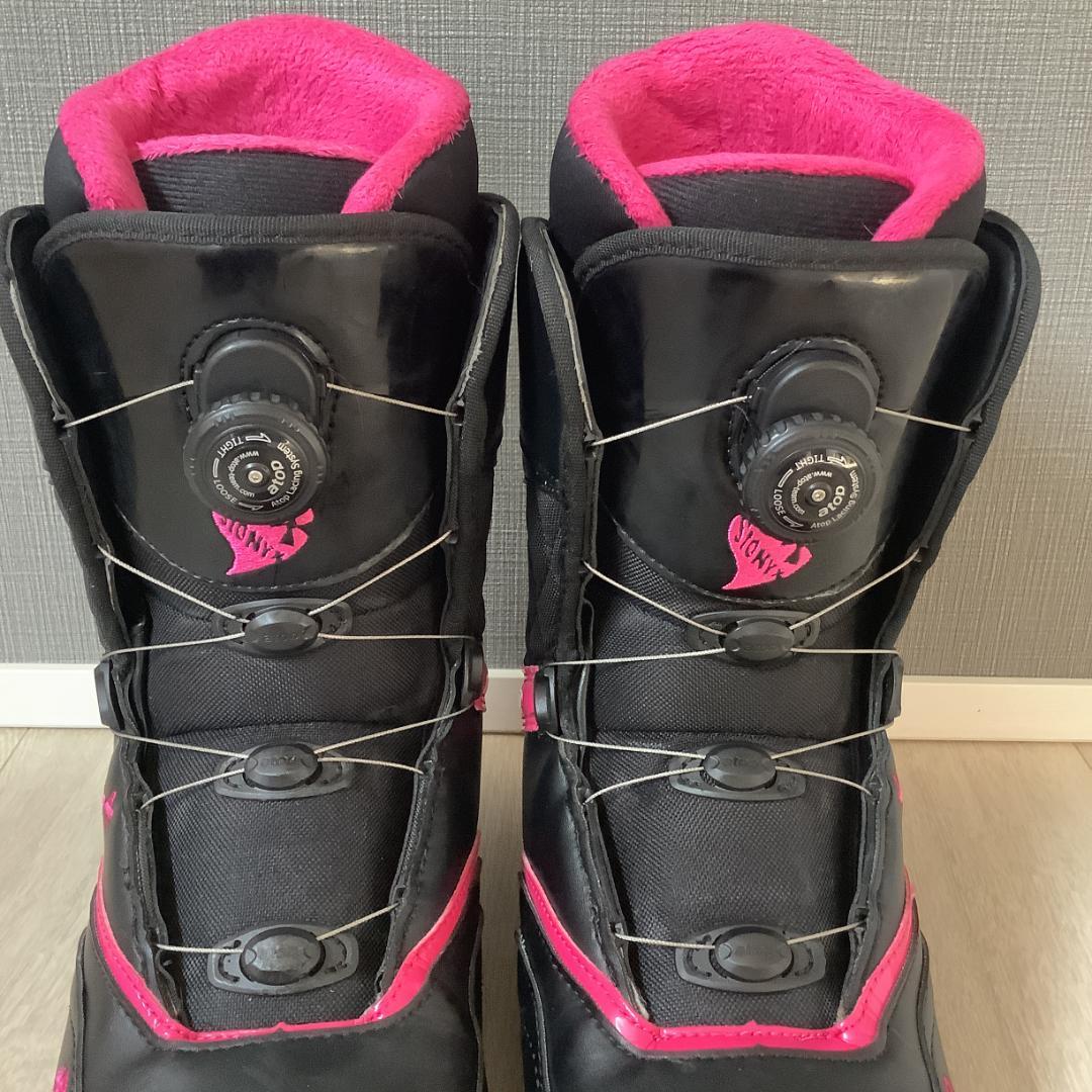 033 SIONYX 24.0cm レディーススノーボードブーツ初心者やグラトリ