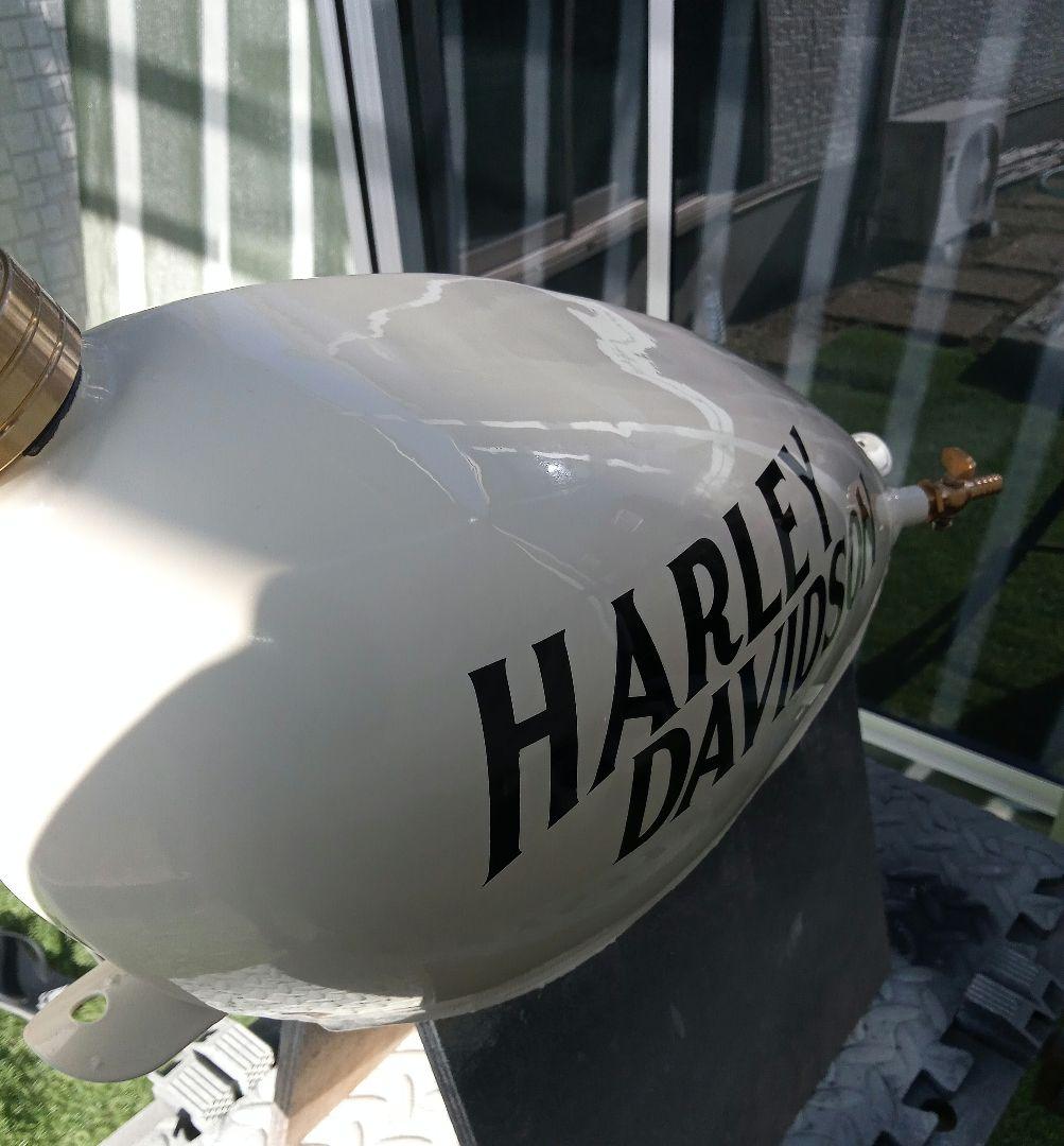 HARLEY DAVIDSON タンク ホワイト ナロー　チョッパー　カスタム