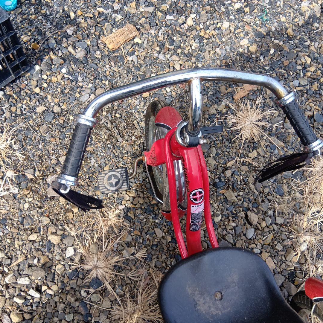 赤い三輪車 金属フレーム