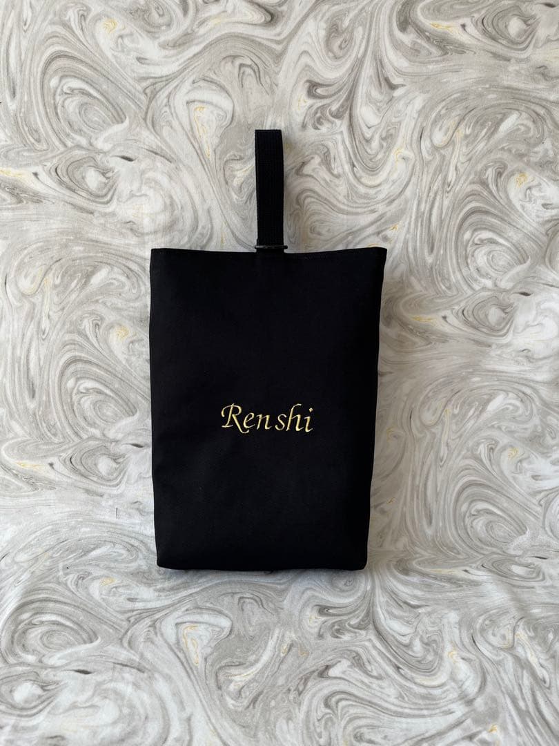 オーダー商品　イニシャル、お名前刺繍入り　入学、入園3点セット☆