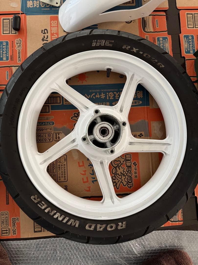 ゼファー400 ホイール ホイール前後