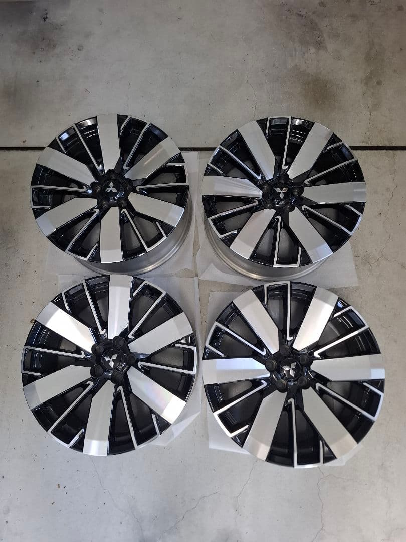 三菱アウトランダーPHEV　20インチ アルミホイール4本