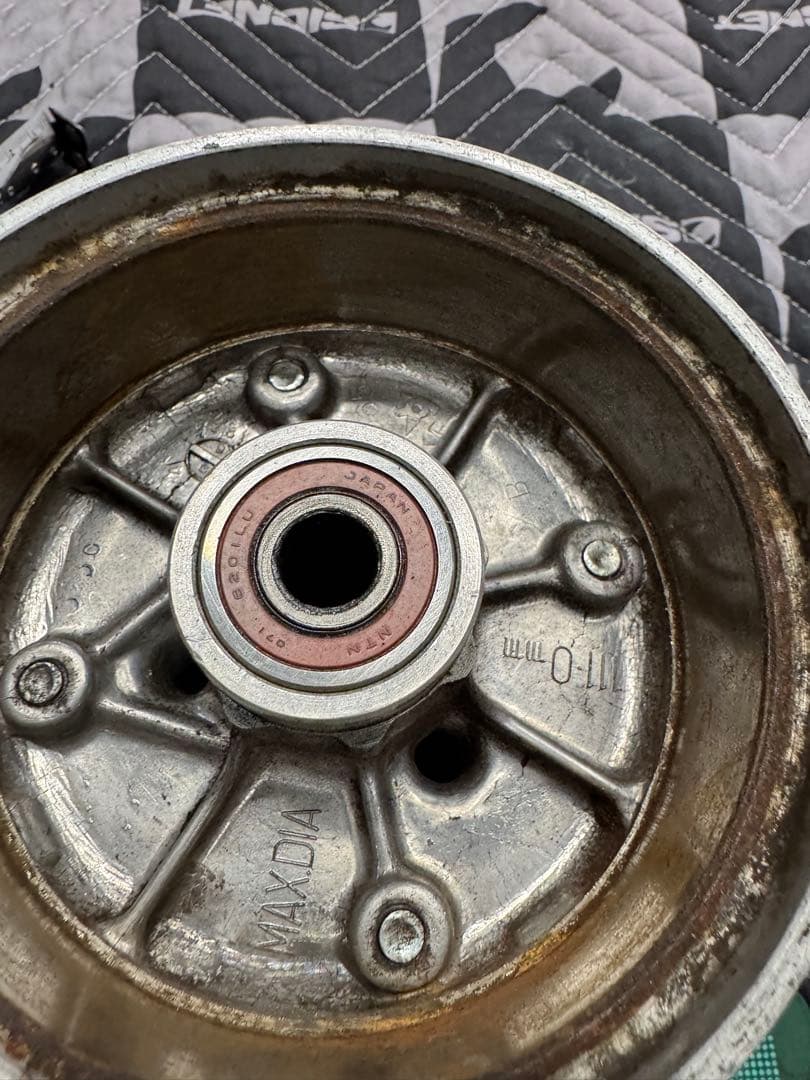 モンキー30周年アニバーサリーノーマルハブ、 ブレーキシュー付き