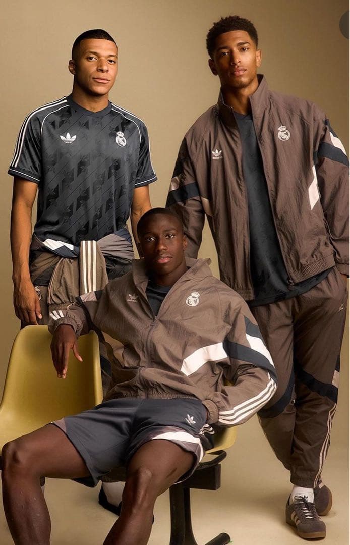 レアル・マドリード　トラックトップ　アンセムジャケット